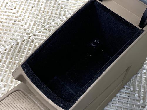 Mittelkonsole VW PASSAT B7 (362) 2.0 TDI | BP39323547I22 - Image 3