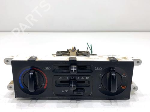 Used Climate control Climate control 39338775 39338775