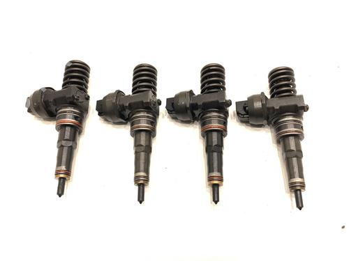 injector-audi-a4-b6-avant-8e5-2000-2001-2002-2003-2004-2005-39318908 main image