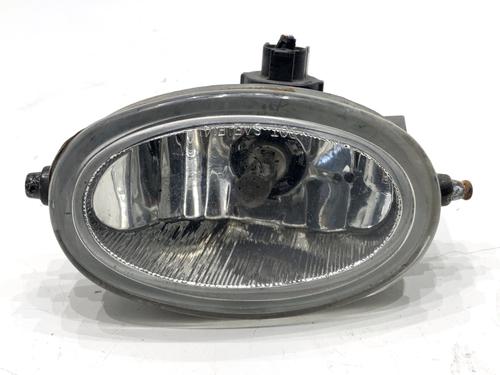 Used Right front fog light Right front fog light 39329858 39329858