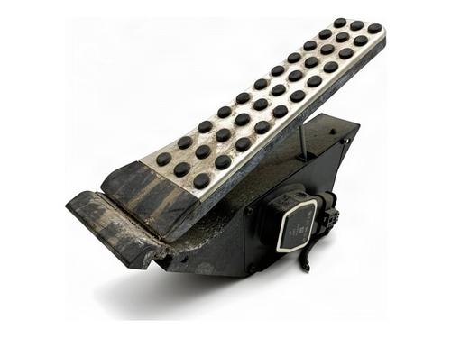 Pedal Pedal MERCEDES-BENZ E-CLASS (W212) E 400 4-matic (212.067) (333 hp) 39704208 39704208