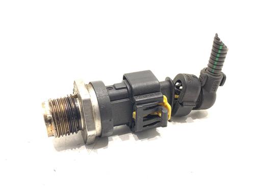 Used Electronic sensor Electronic sensor 39298382 39298382