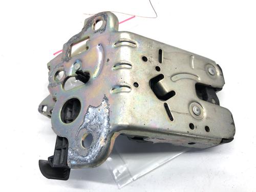 tailgate-lock-skoda-octavia-iii-combi-5e5-5e6-2012-2013-2014-2015-2016-2017-2018-2019-2020-39332718 main image