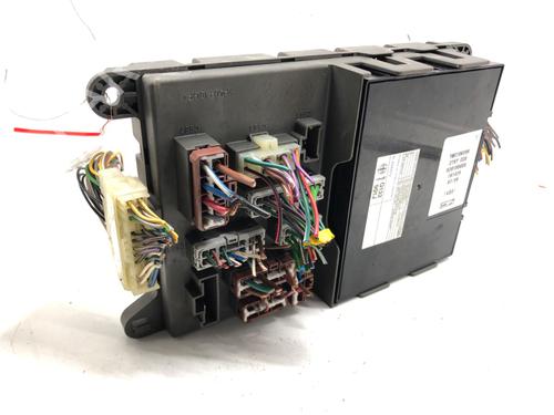 Used Fuse box Fuse box 39274178 39274178