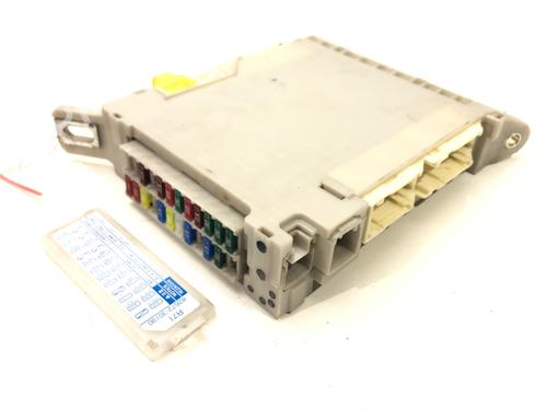 Used Fuse box Fuse box LEXUS GS (_L1_) 300h (AWL10_, AWL10R) (223 hp) 39272237 39272237