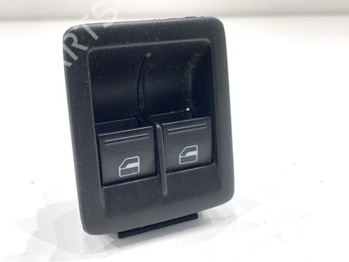 switch-vw-scirocco-iii-137-138-2008-2009-2010-2011-2012-2013-2014-2015-2016-2017-2018-39341889 main image