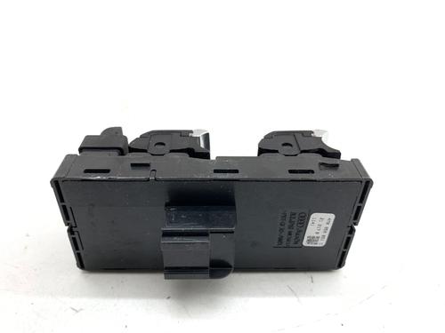Switch AUDI Q5 Sportback (FYT) 55 TFSI e quattro | BP39363905I30 - Image 2