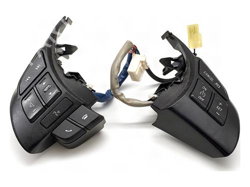 steering-wheel-controls-mazda-6-saloon-gj-gl-2012-39363225 main image