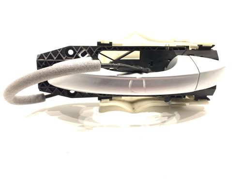 Used Rear left exterior door handle Rear left exterior door handle SKODA FABIA III Estate (NJ5) 1.4 TDI (105 hp) 39308946 39308946