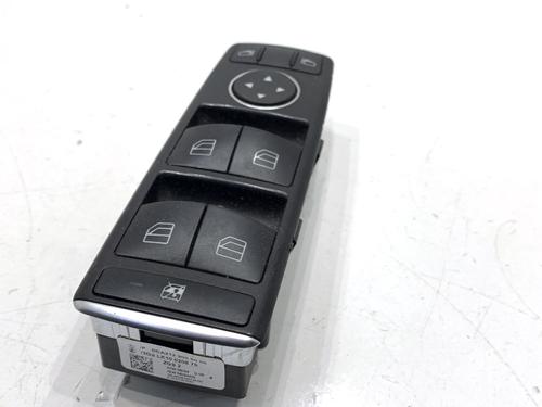 switch-mercedes-benz-e-class-w212-2009-2010-2011-2012-2013-2014-2015-2016-39338439 main image