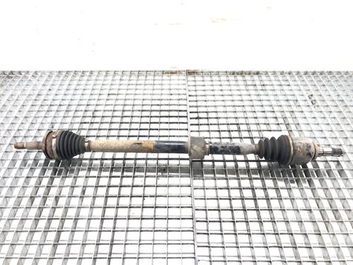 right-front-driveshaft-toyota-auris-_e15_-2006-2007-2008-2009-2010-2011-2012-2013-39283443 main image