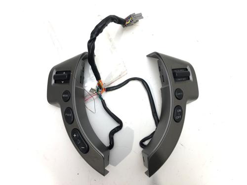 Used Steering wheel controls Steering wheel controls 39269393 39269393