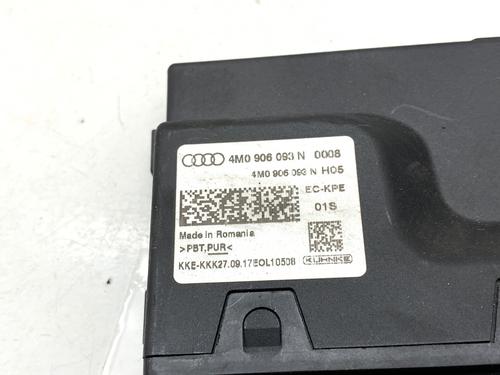 Electronic module PORSCHE CAYENNE (9YA) 3.0 AWD (9YAAA1) | BP39373058M83 - Image 3