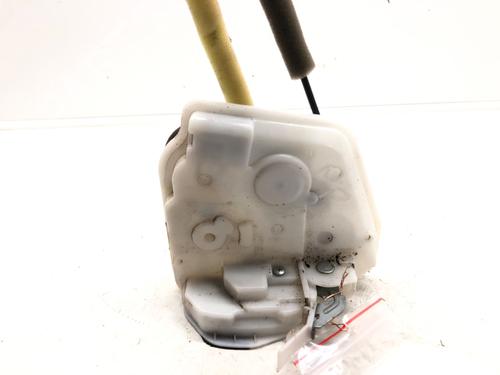 front-right-lock-mazda-2-hatchback-dl-dj-2014-39273147 main image