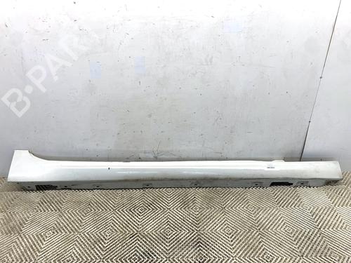 Used Right sideskirt Right sideskirt 39293056 39293056
