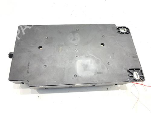 Used Fuse box Fuse box 39298299 39298299