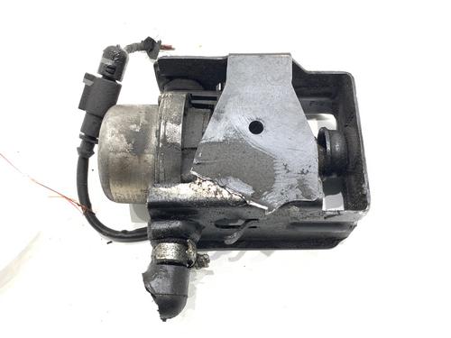 Vacuum pump AUDI A8 D3 (4E2, 4E8) S8 quattro | BP39482311M80 - Image 2
