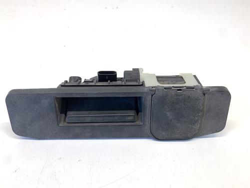 Used Tailgate handle Tailgate handle MERCEDES-BENZ GLE (V167) GLE 300 d 4-matic (167.119) (245 hp) 39335816 39335816