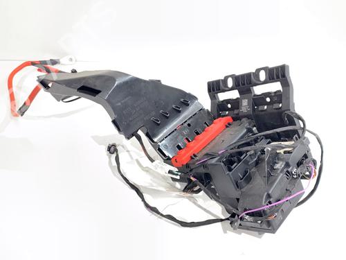 Used Fuse box Fuse box 39307473 39307473