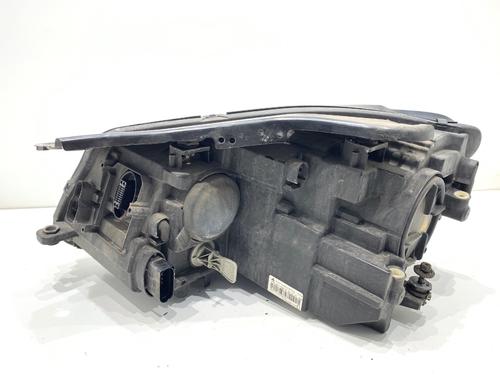Right headlight VW TOURAN (1T3) 2.0 TDI | BP39363772C29 - Image 2