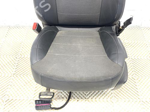 Left front seat OPEL INSIGNIA A (G09) 2.0 CDTI (68) | BP39365230C15 - Image 3
