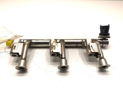 Used Injection rail Injection rail 39322735 39322735