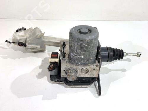 servo-brake-opel-insignia-b-sports-tourer-z18-2017-39333337 main image