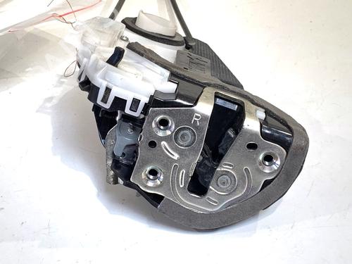 rear-right-lock-toyota-yaris-cross-mxp_-2020-39348644 main image