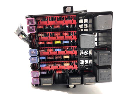 Used Fuse box Fuse box 39320688 39320688