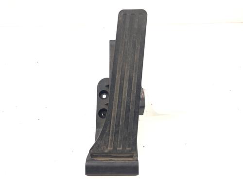 pedal-mercedes-benz-e-class-w212-2009-2010-2011-2012-2013-2014-2015-2016-39275541 main image