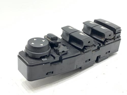 Switch BMW 5 Touring (F11) 520 d | BP39377624I30 - Image 2