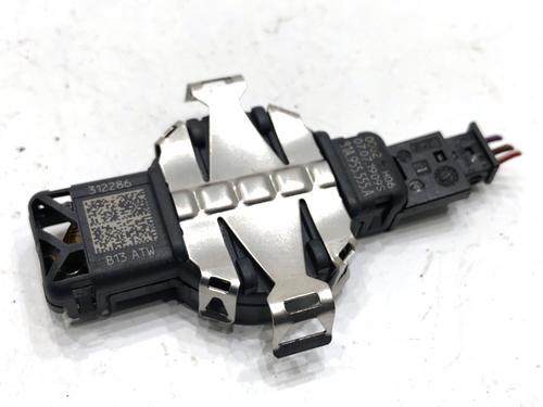 Electronic sensor SEAT LEON ST (5F8) 2.0 Cupra 4Drive | BP39301261M84 - Image 2