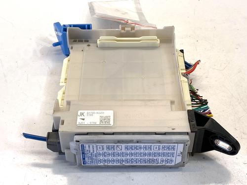 Used Fuse box Fuse box 39329293 39329293
