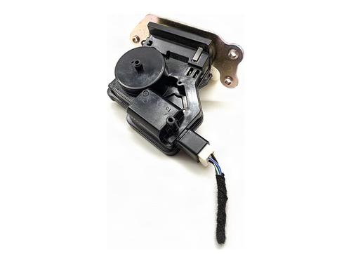 Used Tailgate lock Tailgate lock SUZUKI SWIFT V (AZ) 1.2 (A2L412, ZC83S) (90 hp) 40057332 40057332