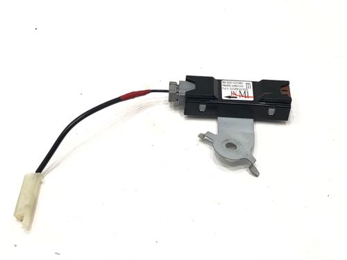 Used Electronic module Electronic module TOYOTA COROLLA Saloon (_E21_) 1.8 VVTi Hybrid (ZWE211) (122 hp) 40001093 40001093