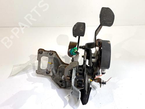 Pedal Pedal CITROËN C4 Picasso I MPV (UD_) 1.6 HDi (109 hp) 39337272 39337272