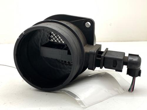 Mass air flow sensor AUDI A4 B8 Avant (8K5) 2.0 TDI quattro | BP39376580M95 - Image 2
