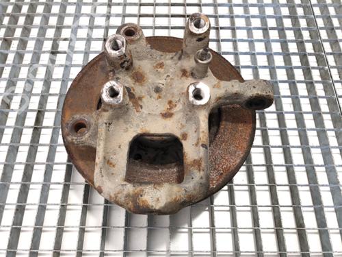 Used Left front steering knuckle Left front steering knuckle MERCEDES-BENZ SPRINTER 2-t Platform/Chassis (B901, B902) 208 D (901.311, 901.312, 901.321, 902.311, 902.312,... (79 hp) 39341934 39341934