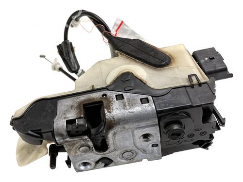 front-left-lock-peugeot-208-i-ca_-cc_-2012-2013-2014-2015-2016-2017-2018-2019-2020-2021-39357862 main image