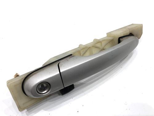 Used Front left exterior door handle Front left exterior door handle 39331121 39331121