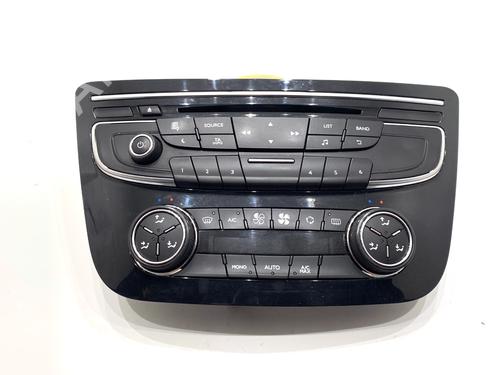 switch-peugeot-508-i-8d_-2010-2011-2012-2013-2014-2015-2016-2017-2018-39313263 main image