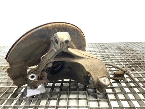 Left front steering knuckle VOLVO V40 Hatchback (525) D3 | BP39378698M25 - Image 2
