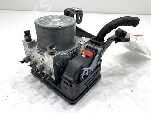 ABS Bremseaggregat JAGUAR E-PACE (X540) 2.0 D180 AWD | BP39324507M43 - Image 2
