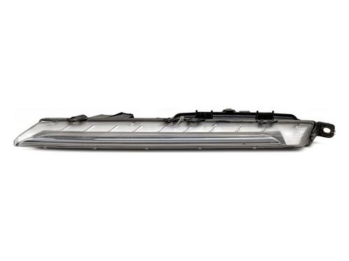 Used Left daytime light Left daytime light 39372798 39372798