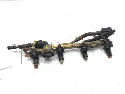 Used Injection rail Injection rail 39284893 39284893