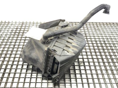 air-filter-box-audi-a4-b6-avant-8e5-2000-2001-2002-2003-2004-2005-39318940 main image