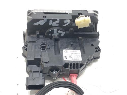Venstre bagtil lås OPEL CORSA E (X15) 1.4 (08, 68) | BP39284873C100 - Image 2