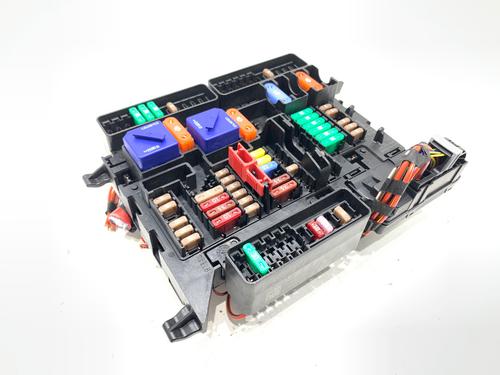 Used Fuse box Fuse box 39315067 39315067