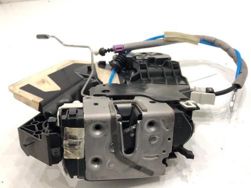 rear-left-lock-mercedes-benz-cla-coupe-c117-2013-2014-2015-2016-2017-2018-2019-39321724 main image