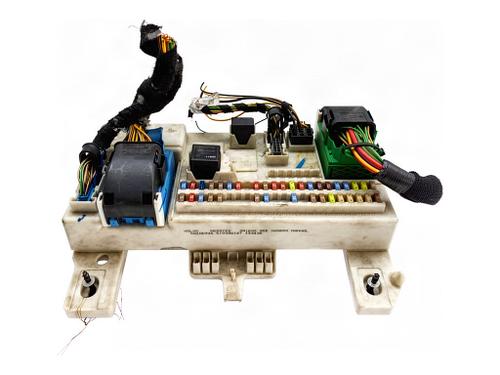 Used Fuse box Fuse box VOLVO S40 II (544) 2.0 D (136 hp) 40488797 40488797